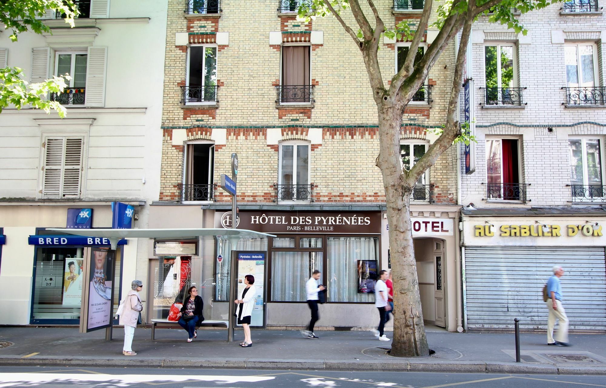 Hotel Des Pyrenees Paris Exterior foto